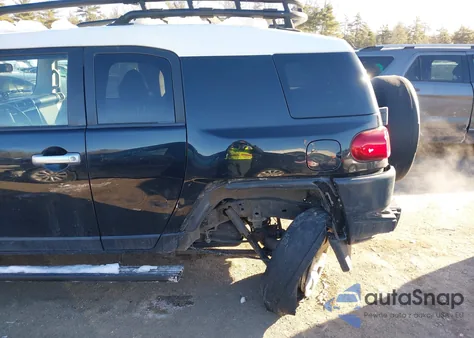 2007 Toyota Fj Cruiser z USA, uszkodzony, nr VIN JTEBU11F370084598